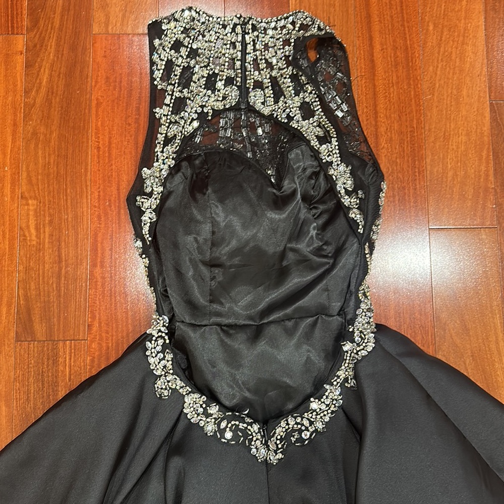 Prom dress - Picture 5 of 7